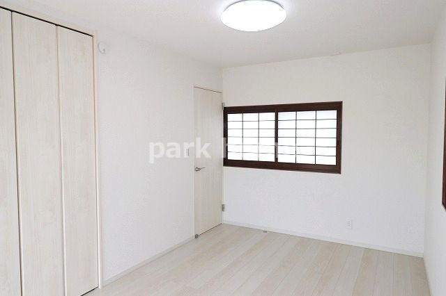 高知市十津4丁目（リフォーム済） 中古戸建ての洋室|２F