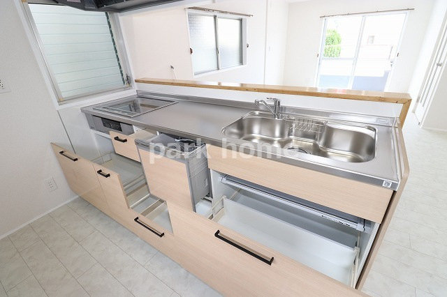 高知市十津4丁目（リフォーム済） 中古戸建てのキッチン