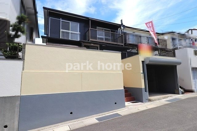 高知市十津4丁目（リフォーム済） 中古戸建ての前面道路含む現地写真