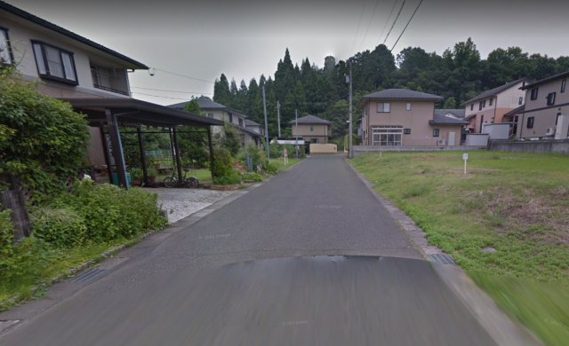 福井市志津が丘　分譲地42の前面道路含む現地写真