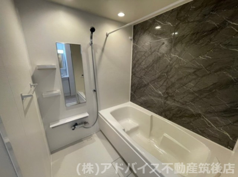 八女市龍ケ原のアパートの浴室