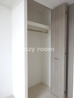 【収納】 | スペーシア江坂広芝町 | クローゼット収納あります。