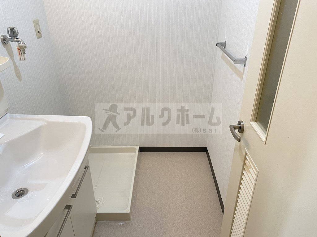 ディアコート藤井寺の洗面所