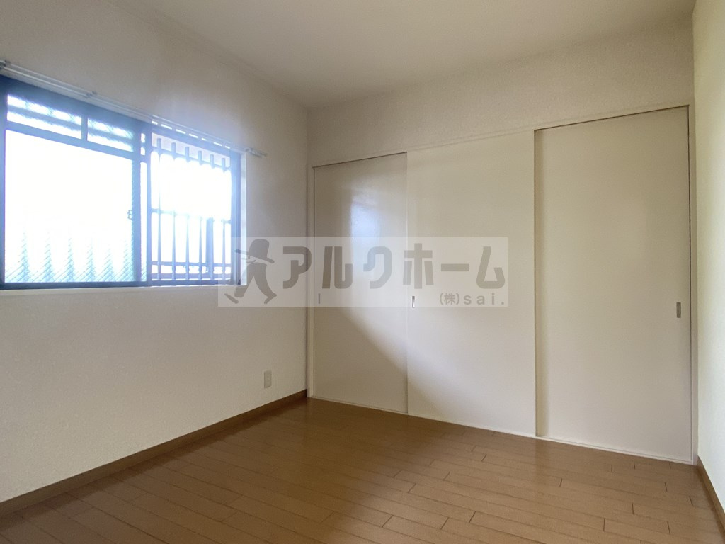 ディアコート藤井寺の洋室