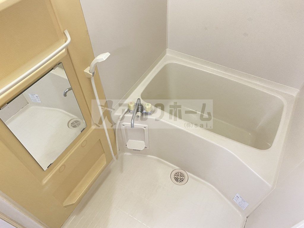 ニューリバーサイド八尾南B棟の浴室