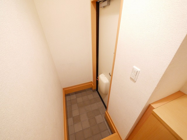 レスポワール法蓮の玄関