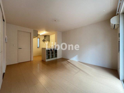 【居間・リビング】 | ホーリー稲荷木A