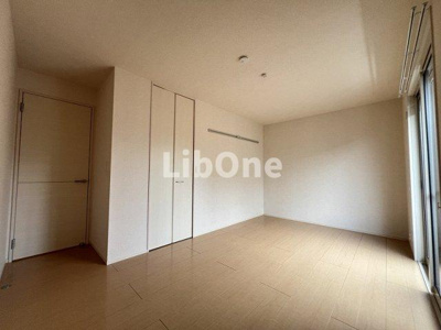 【洋室】 | ホーリー稲荷木A