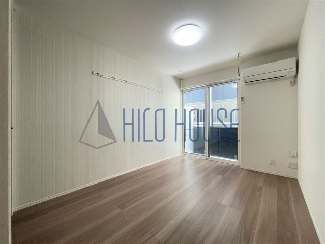 東松山エテルネルの居間・リビング