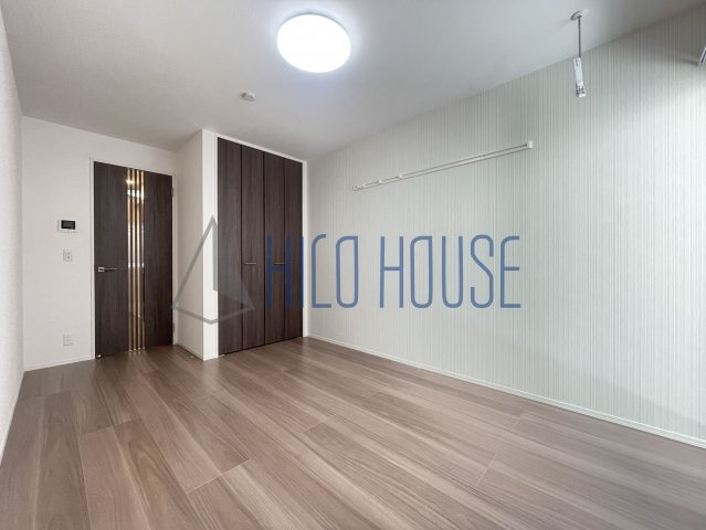 東松山エテルネルの居間・リビング