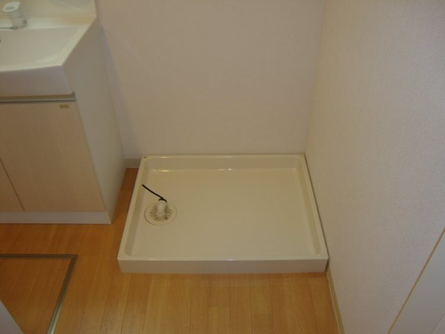 【設備】 | ラ・ジヴェルニー | 室内洗濯機置き場