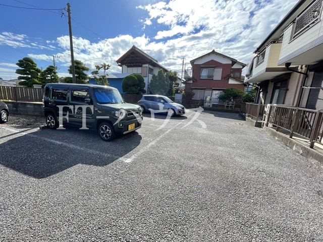 すばる鷺沼の駐車場