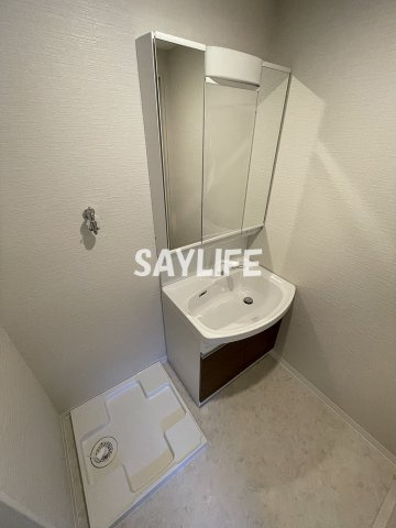 東大阪市荒本２丁目のアパートの洗面所