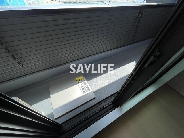 東大阪市荒本２丁目のアパートのバルコニー