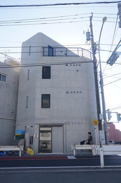 富士見市鶴瀬東２丁目の賃貸マンション