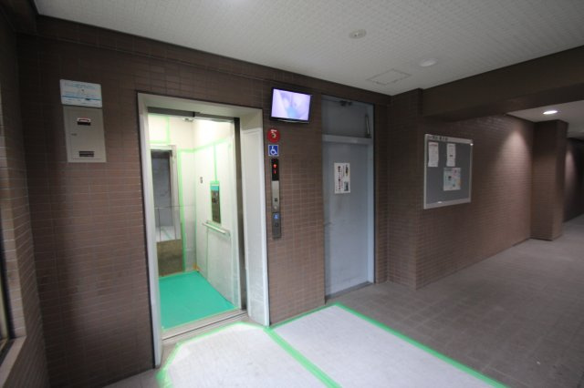 ハーティス城東のその他共用部分|エレベーターです。
