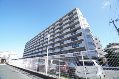 【外観】 | ヒューマンズシティ矢野（リノベ済） | 現地（2022年7月29日8:00頃）撮影