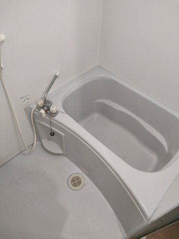 ハピネスⅢの浴室