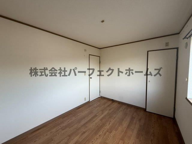 メゾン・プリミエの洋室|明るい洋室です