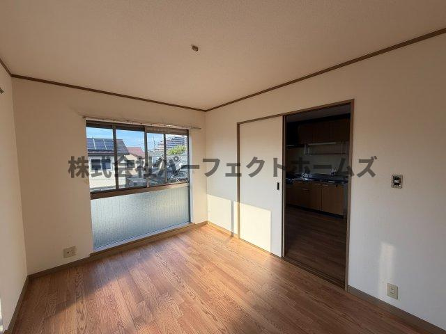 メゾン・プリミエの洋室|コンパクトで使いやすい洋室です