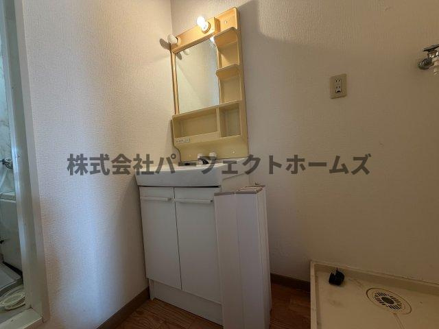 メゾン・プリミエの独立洗面台|朝の身支度には欠かせない独立洗面化粧台