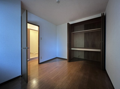 【洋室】 | セルリア大橋 | 個人の部屋や寝室として使える洋室です