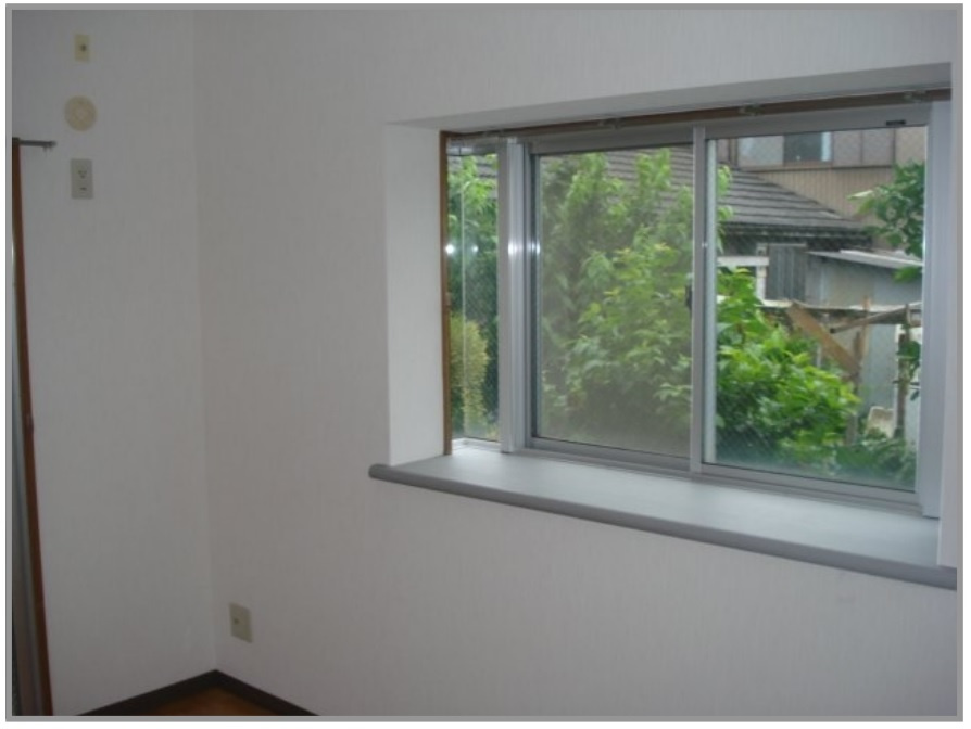 プレミールMの洋室