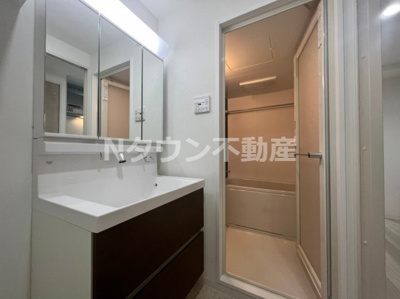 【洗面所】 | ボーデュキャナル幅下 | スペースが確保できる洗面所です