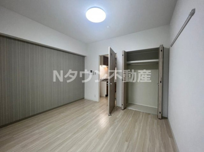 【居間・リビング】 | ボーデュキャナル幅下 | ゆったりとしたリビングです