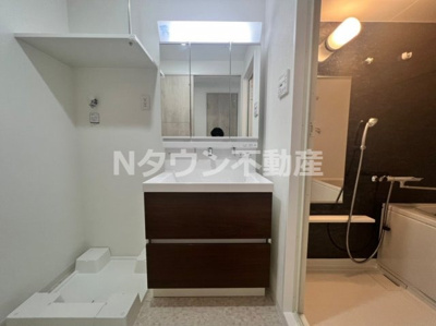 【独立洗面台】 | ボーデュキャナル幅下 | 独立洗面台あり、毎朝おしゃれに忙しい女性の方におすすめです