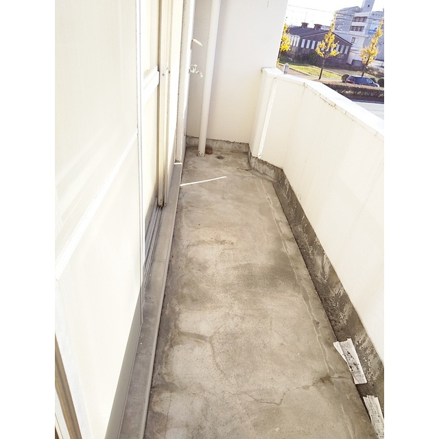 葛西ビルのバルコニー