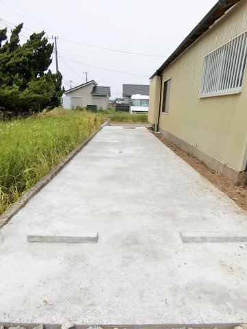 山武市松ヶ谷ロ平屋戸建ての駐車場