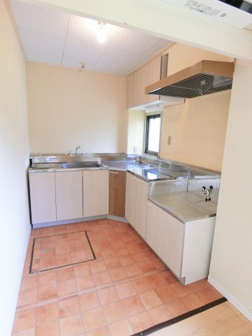 山武市松ヶ谷ロ平屋戸建てのキッチン
