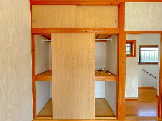 竹島町貸家の収納|便利な収納スペースです
