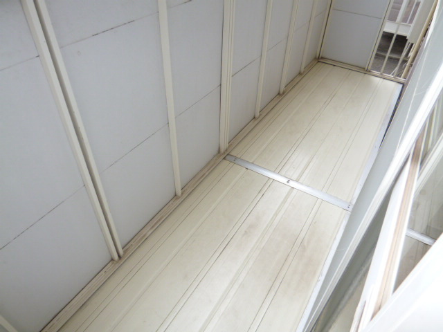 ニューシティ大平のバルコニー