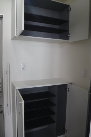 アーク元住吉の玄関