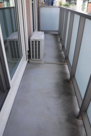 アーク元住吉のバルコニー