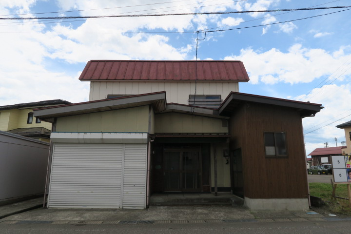 三和区鴨井貸家の外観