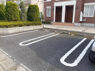 【駐車場】