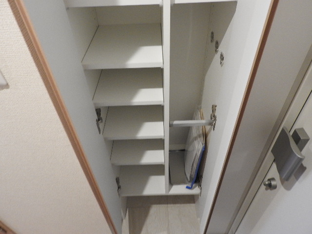 プレールドゥーク元住吉の収納