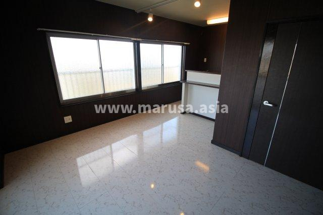 第1三重野コーポの洋室