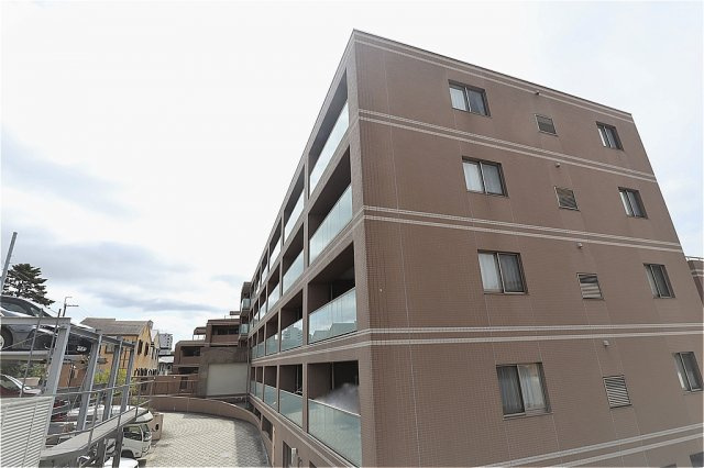 宝塚市川面５丁目の中古マンションの外観