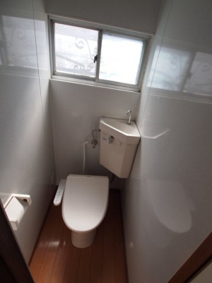 【トイレ】 | 南本町２丁目戸建て | トイレです