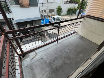 【バルコニー】 | 南本町２丁目戸建て | 落ち着いた時間を過ごせるバルコニーです
