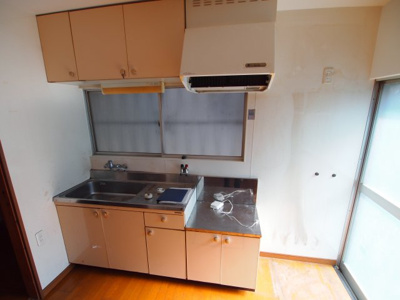【キッチン】 | 南本町２丁目戸建て | きれいなキッチンです