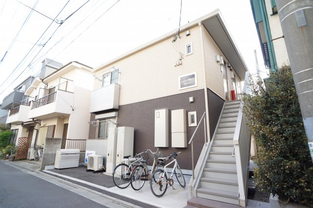 メゾン・プラッツの外観|閑静な住宅街です♪