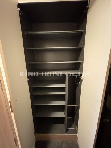 プレサンス梅田東ディアロの収納|便利な収納スペースです