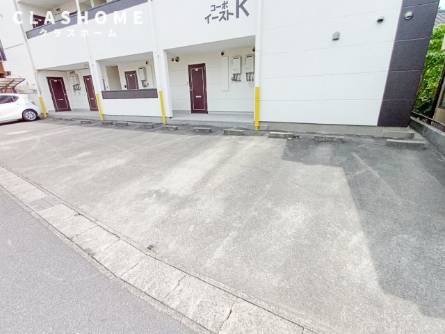 コーポイーストK　　　刈谷市近郊の賃貸はクラスホームの駐車場