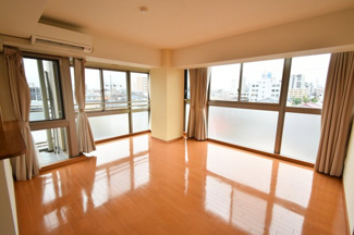 【居間・リビング】 | グランドアクア