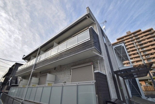 リブリ・クレッセント宮本の外観|２階建てのアパートです